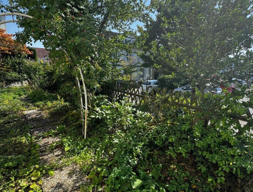 5912ffd015fee8745c57e59eeb0b5ace