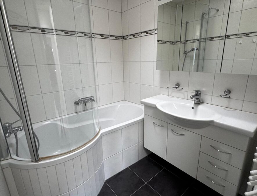 64664d33dfc47112e19b092990352a2c